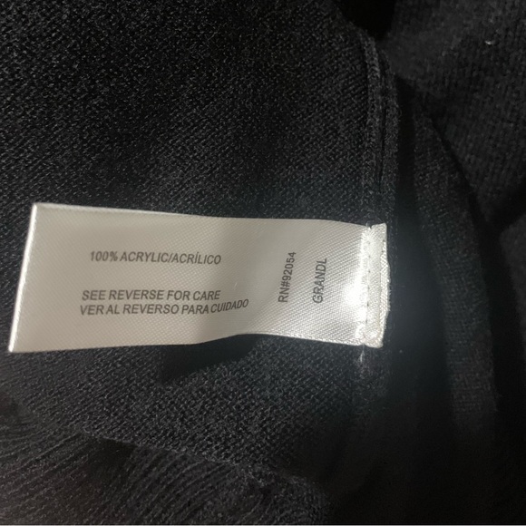 Carolyn Taylor Black Cardigan Sweater - Picture 4 of 5